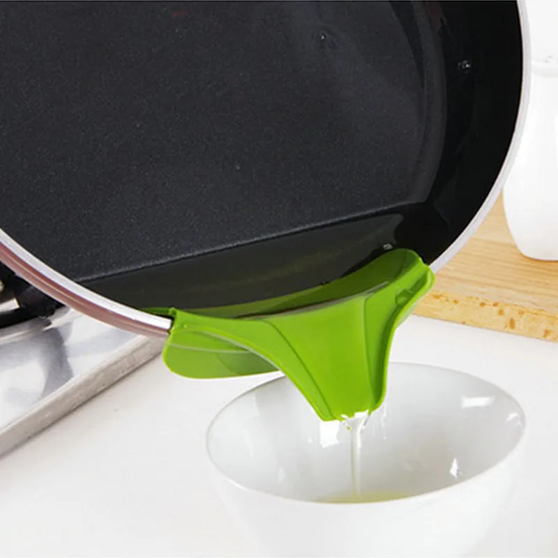 WALFOS Silicone Soup Funnel Kitchen Gadget Anti-Spill Edge Water Deflector Cookware Tool
