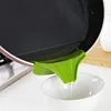 WALFOS Silicone Soup Funnel Kitchen Gadget, Anti-Spill Edge Water Deflector Cookware Tool ► Photo 2/6