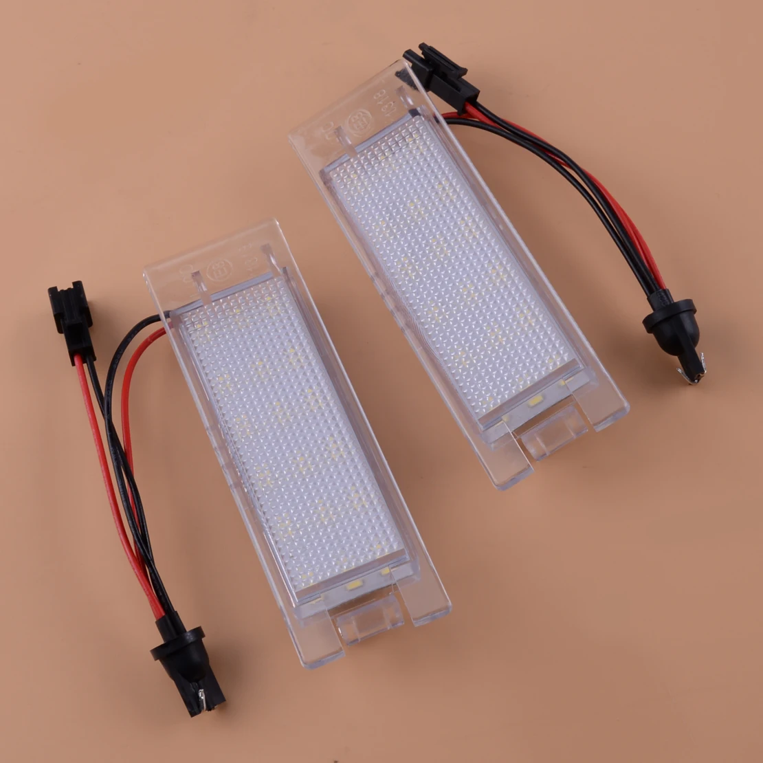 

DWCX 1 Pair 18LEDs 2pin White LED Number License Plate Light Fit for Alfa Romeo 147 156 159 166 Giulietta Mito
