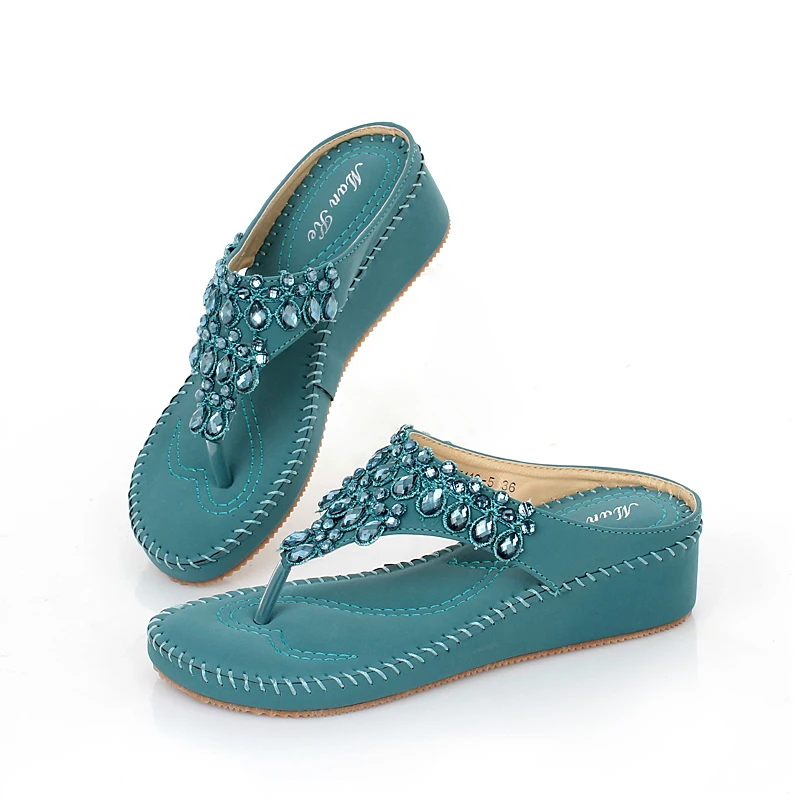 2017 Новых Мужчин Сандалии и Тапочки Горный Хрусталь Украшения Женщины Клинья