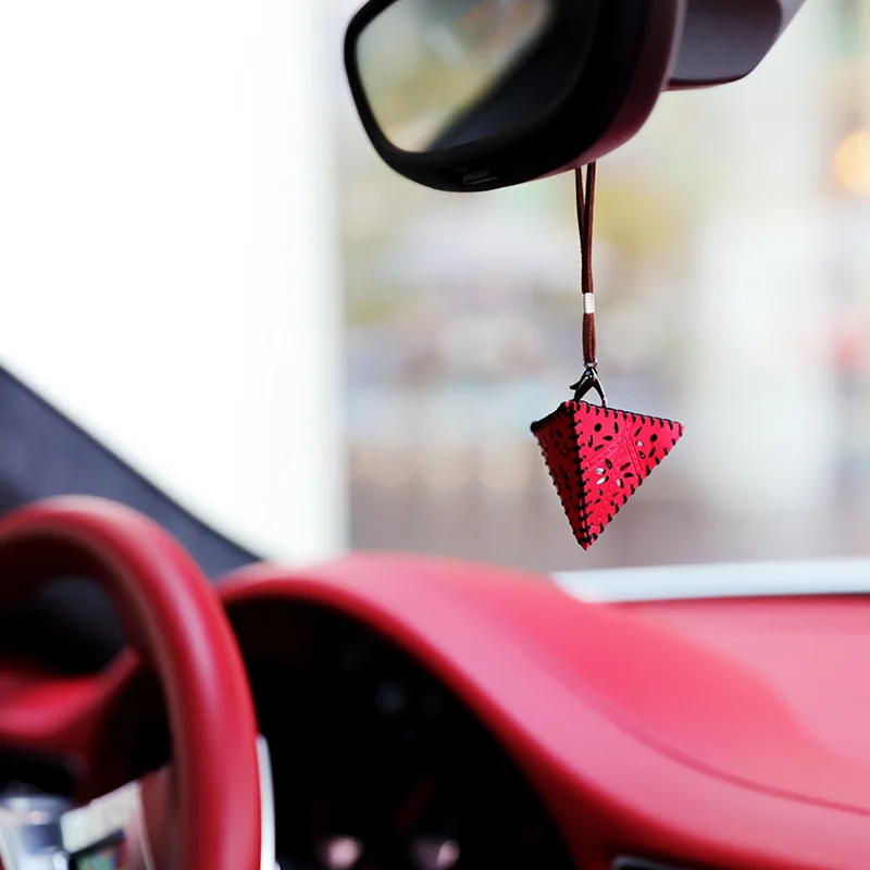 

Solid Car Perfume Hanging Air Freshener Unique Car Pendant Decoration Auto Ornament Pendant Auto Air Freshener Car-styling