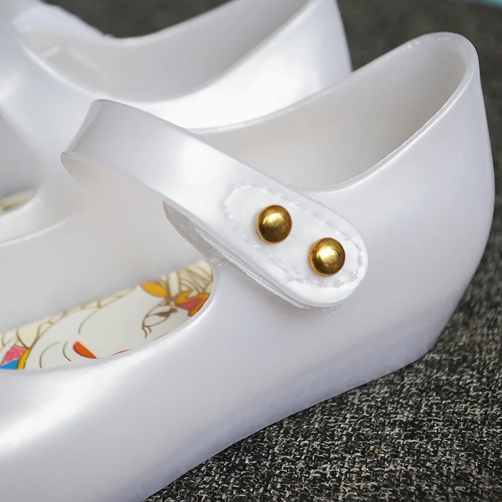 4102721226_1027004260