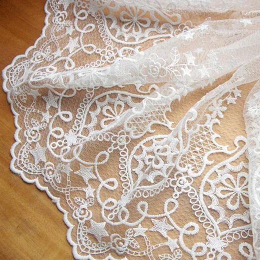 L987 2yards/lot Gorgeous White Embroidered Scallop Edged Gauze Lace Trim Sewing 30cm Wide - Free Shipping | Дом и сад