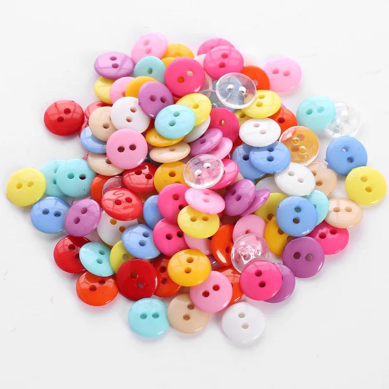 

200Pcs Random Mixed Plastic 2 Hole Button for Kids Sewing Buttons clothes accessories crafts child cartoon button