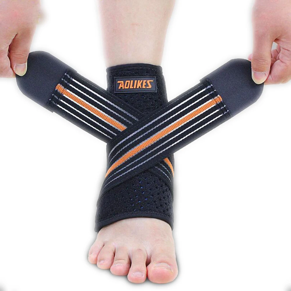 

1pcs Sport Breathable Ankle Brace Protector Adjustable Ankle Support Pad Protection Elastic Brace Guard Support Football