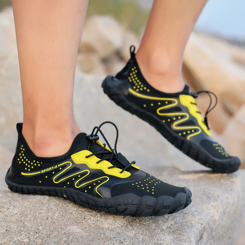 High Quality Outdoor Soft Sole Men Aqua Shoes Summer Water Shoes Sneakers Footwear Zapatos Male Sport Shoes Men Walking Shoes