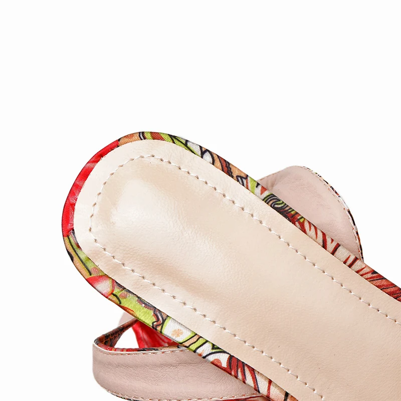 2019 Women Summer Fetish 10.5cm High Heels Chunky Sandals Lady Strap Flower Print Pumps Female Blue Block Heels Red Shoes YQS-2 2019 Women Summer Fetish 10.5cm High Heels Chunky Sandals Lady Strap Flower Print Pumps Female Blue Block Heels Red Shoes YQS-2