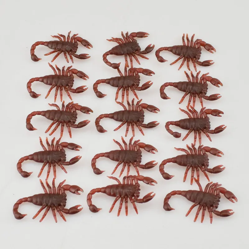 20pcs/lot Prank Funny Trick Joke Toys Special Lifelike Model Simulation Fake Rubber Cockroach Cock Roach Bug Roaches Toy