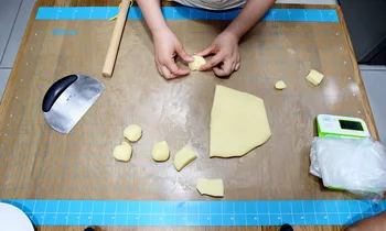 

610X914mm or 24 * 35.98 inches large size large size Commercial Silicone Baking Mat Non-stick Pastry Rolling Sheet Pastry Mat