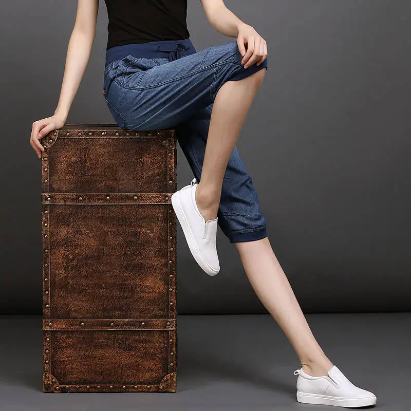 Slim Woman Short Denim Summer Knee Length Capri Jeans Plus Size Mom Jeans Elastic Waist Thin Women Harem Pant Jean Push Up Denim