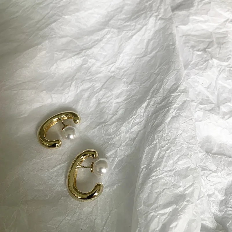 Винтажные женские серьги с золотым жемчугом, модные серьги с геометрическими буквами, маленькие серьги-гвоздики, букле d'oreille femme