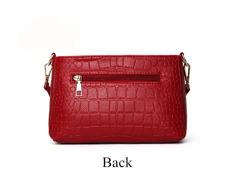 7082763348_443413977