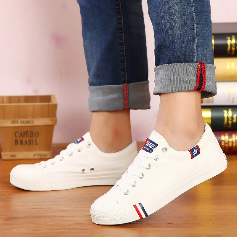 

2019 new spring and autumn couple canvas shoes Korean version of the tide student canvas shoes