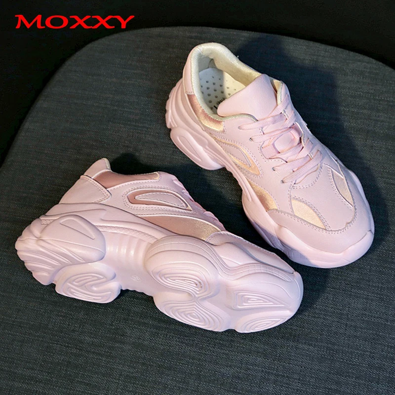 trendy sneakers womens 2019