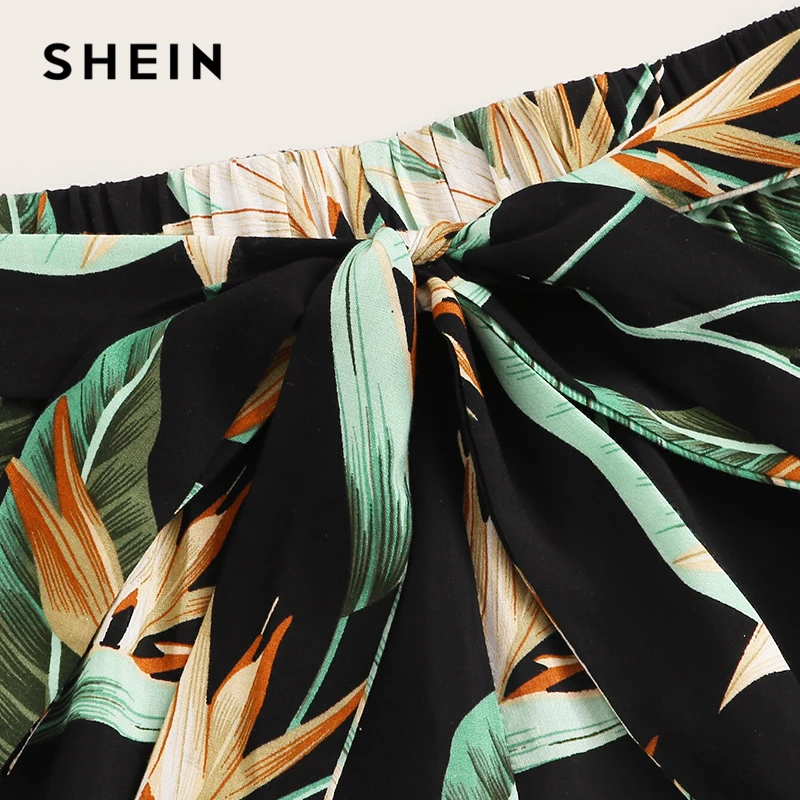 Женские пляжные шорты SHEIN многоцветные богемные с тропическим принтом и поясом