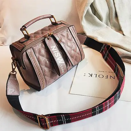 Новая Ретро сумка на плечо с ромбиком, маленькая квадратная сумка, модная Высококачественная сумка из искусственной кожи, сумка через плечо - Цвет: Розовый