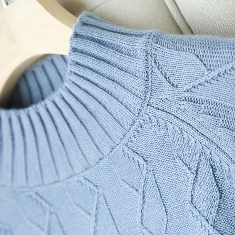 Autumn and winter women's pure cashmere%100 sweater half high collar large size plus fat pullover women loose bottoming sweater Autumn and winter women's pure cashmere%100 sweater half high collar large size plus fat pullover women loose bottoming sweater