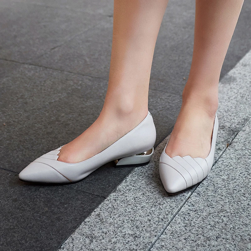 BONJOMARISA/Новинка года; элегантные женские туфли-лодочки на низком каблуке; летние туфли из натуральной кожи; большие размеры 34-42; женские офисные туфли с закрытым носком
