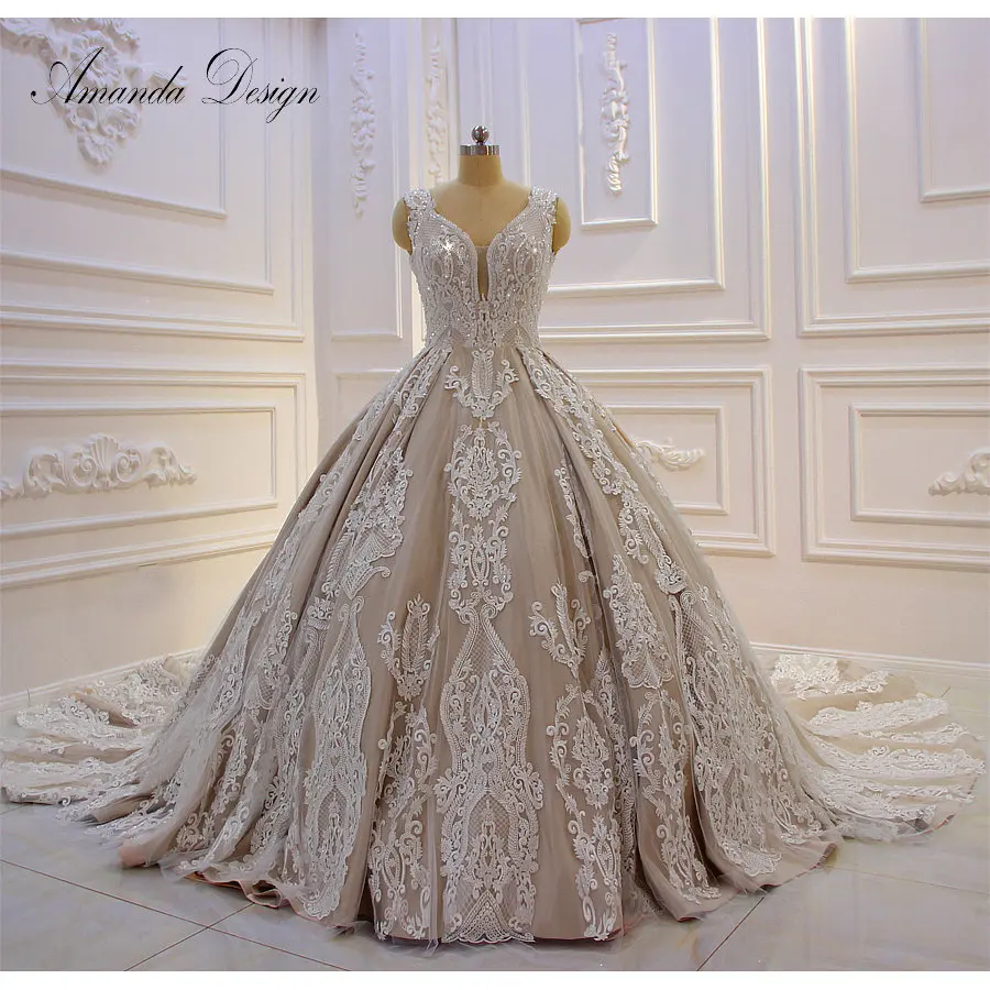 

Amanda Design bruidsjurken Cap Sleeve Lace Appliqued Champagne Luxury Wedding Dress