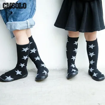 

CMSOLO Toddler Shoes Autumn Boys Girls Fashion Shoe With Cotton Stocking Star Skull Decoration Soft Plastic Kids Shoes Hot Sale