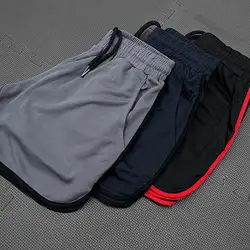 Новые мужские спортивные шорты Удобная, сухая, дышащая, впитывающая пот Свободные повседневные шорты m99