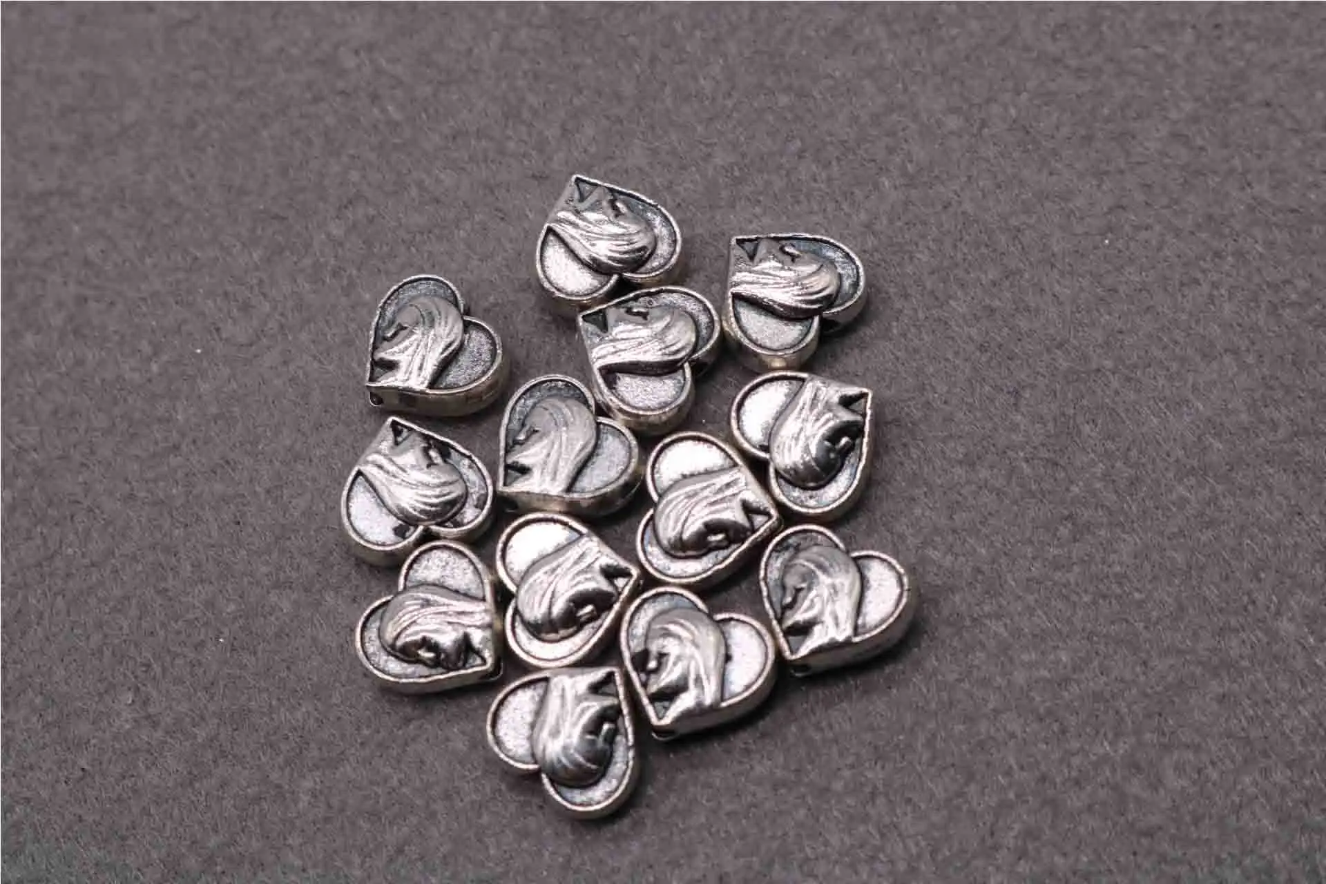 

Double-sided peach heart hole beads Maria Medal Catholic Charm Alloy Maria Rosary DIY Jewelry.100pcs