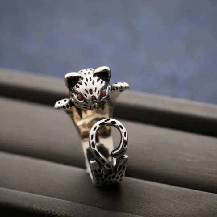 4252532135_1285024043