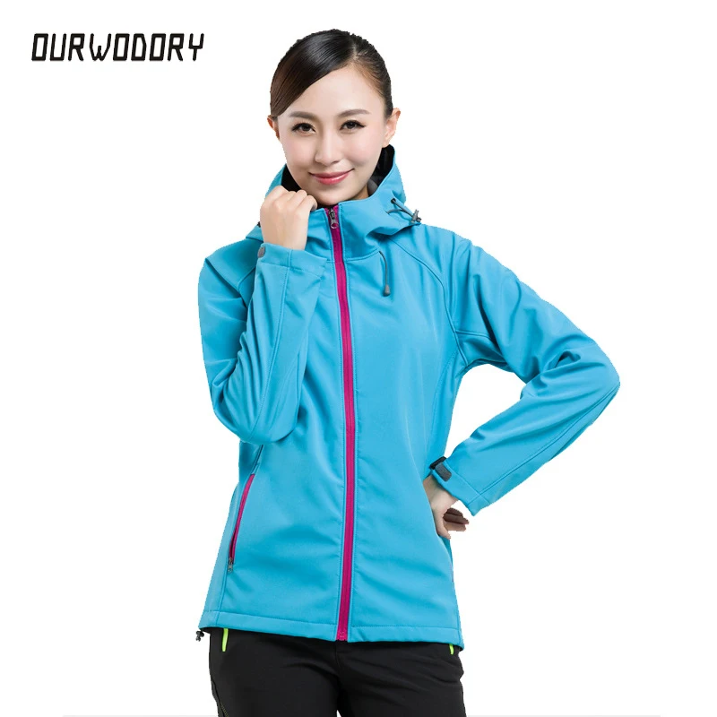 

Top fashion women's jacket warm waterproof female outdoors fleece Windbreaker coats men women Softshell jacket windproof couples