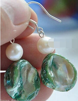

00385 NEW DESIGN FASHION HANDMADE GREEN SOUTH SEA SHELL & PEARL DANGLE EARRING NEW