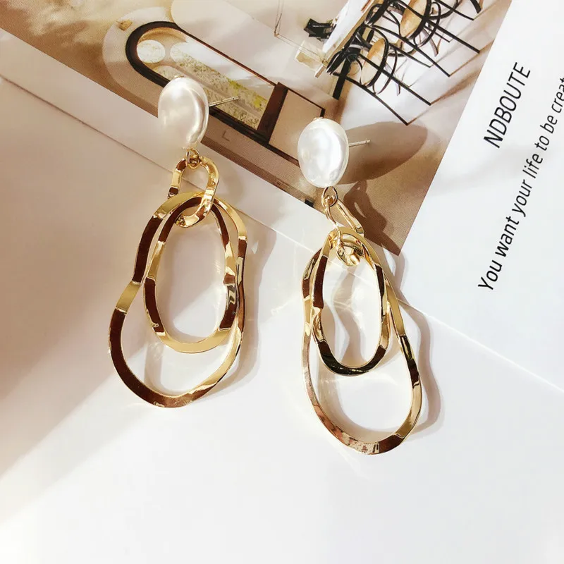 

Vintage Metal Geometric Women Dangle Earrings Metal Geometric Long Exaggerated Tassels Earrings For Women Drops Earrings