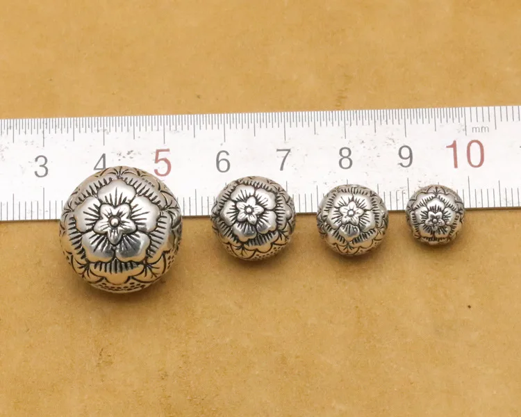 silver-flower-bead001A