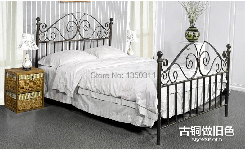 Modern, wrought iron metal bed, single or double. Width (1 m to 1.8 m) * 2 meters in length, can be customized