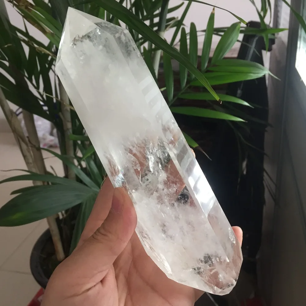 

High Quality Natural Crystal 731g Transparent Quartz Crystal Point Healing Hexagonal Wand Treatment Lucky Stone #A494