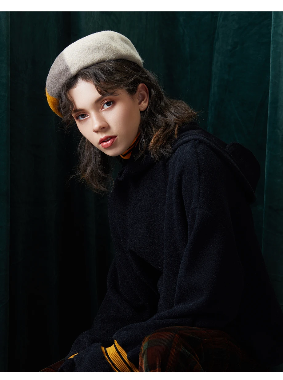 Winter Beret Female 2018 New 100% Cashmere Hats For Women Flat Cap Wool Knit Hats Lady Three-color Patchwork Berets Painter Hat  (7)