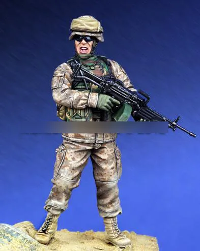 

1/35 Resin Figures US Soldier (no base) Model Kits