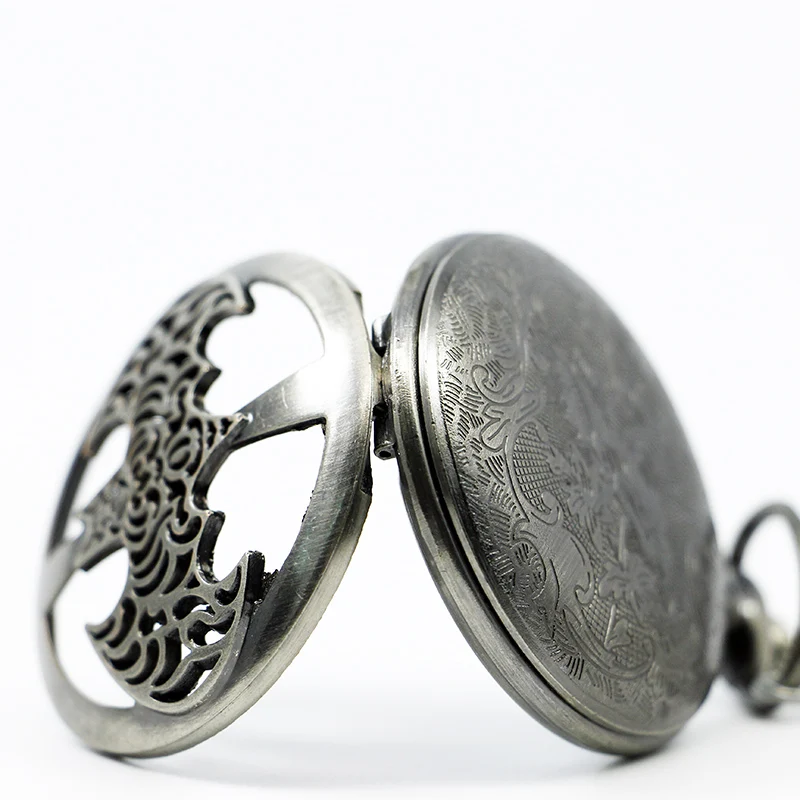 New-Silver-Hollow-Bats-Case-Quartz-Pocket-Watch-with-Pendant-Chain-Relogio-De-Bolso-CF1049 (4)