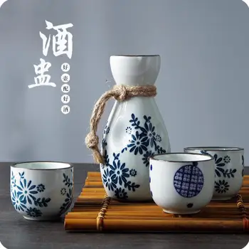 

Chinese Ceramic Alcohol Bottle Creative Ancient White Wine Cup Gift Set 2 PCS/Lot Retro Liquor Flask