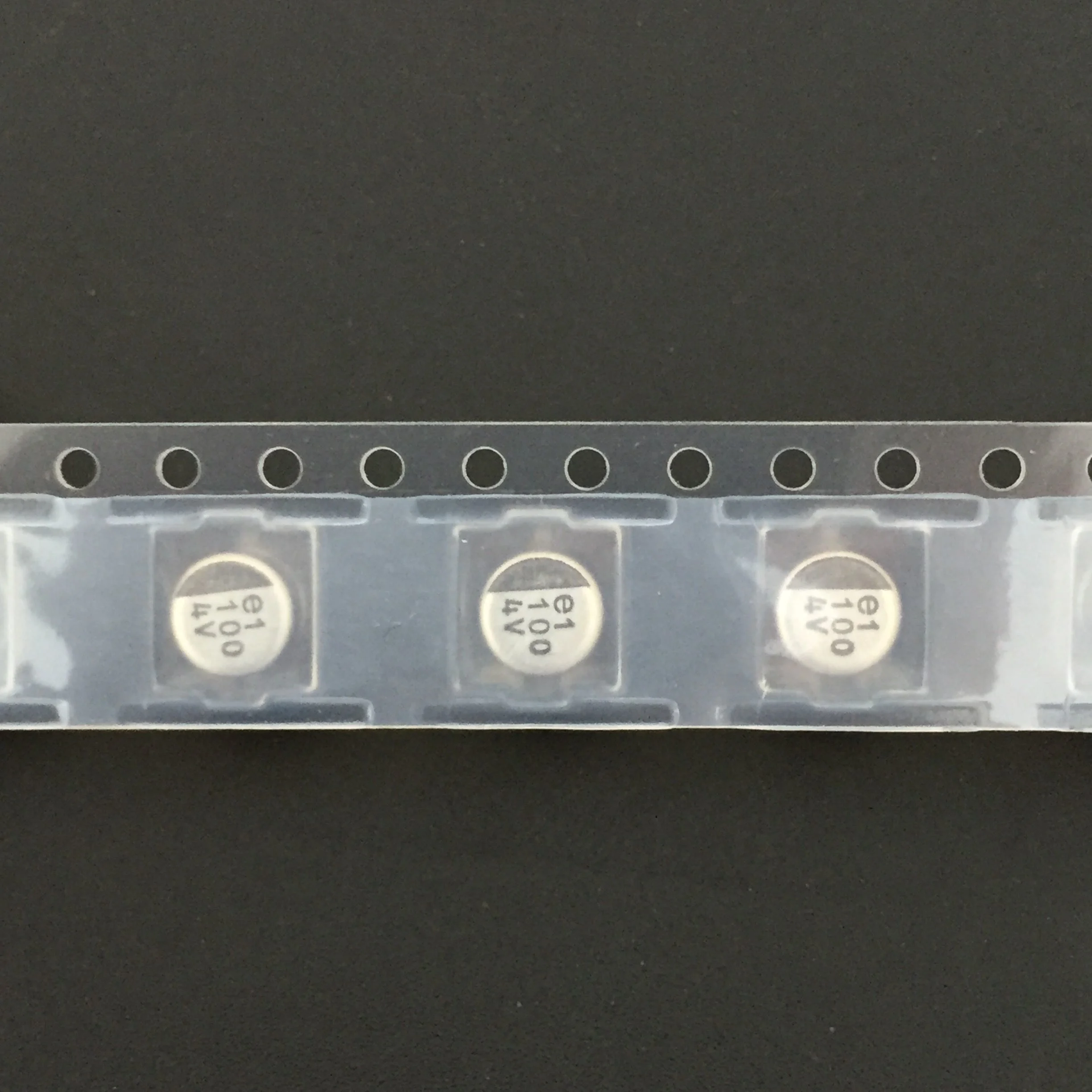 

10pcs 100uF 4V NICHICON WX series 5x5.5mm 4V100uF Chip type SMD Aluminum Electrolytic Capacitor