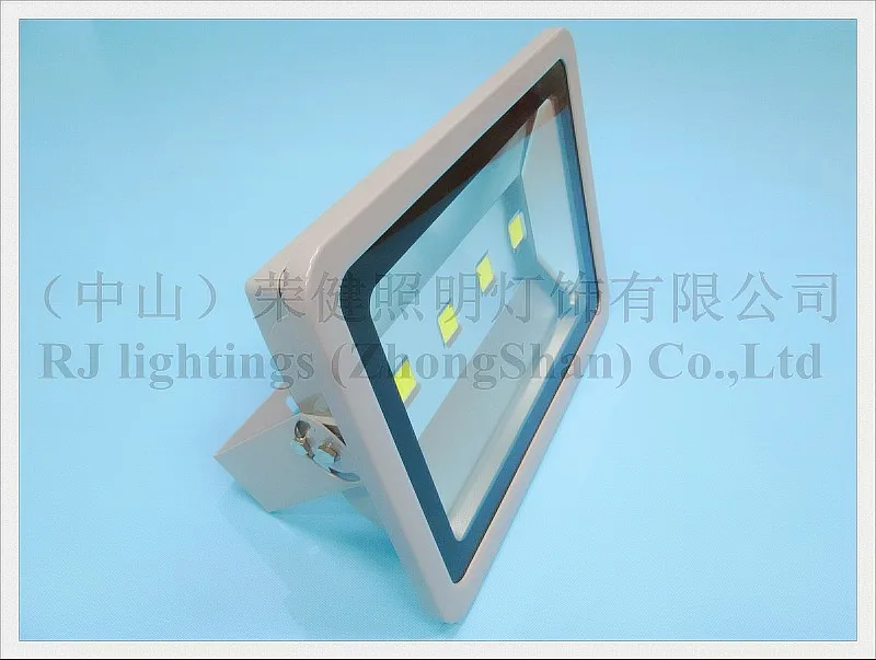 led flood light old 200w (1)