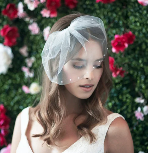 

New Short Ivory Pearls Wedding Bridal Veil With Comb Head Piece