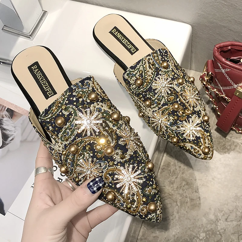 

2019 Rivet Women Mules Slip On Chinese Print Outdoor Slippers Women Flats Pointed Toe Heel Summer Shoes Woman chaussures femme