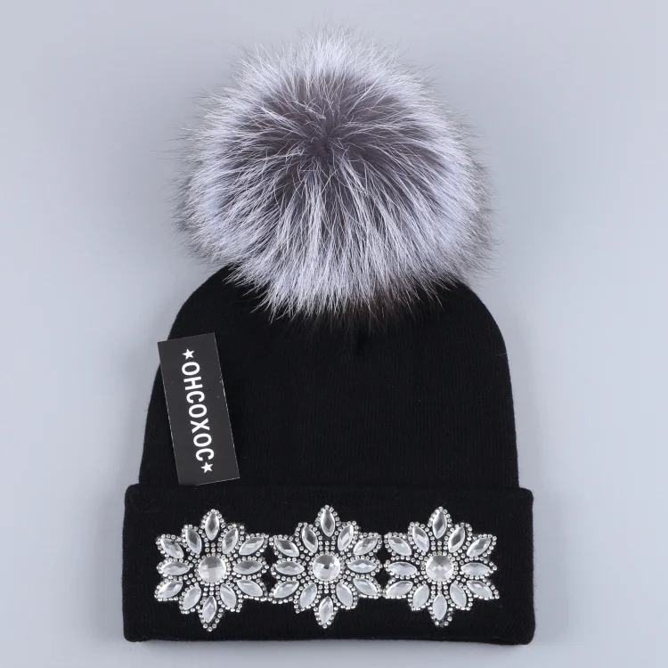 Женская Роскошная зимняя шапка с кристаллами, цветочный дизайн, теплый плотный большой Лисий шарик-помпон, повседневные зимние шапочки - Цвет: Fox Pom black hat