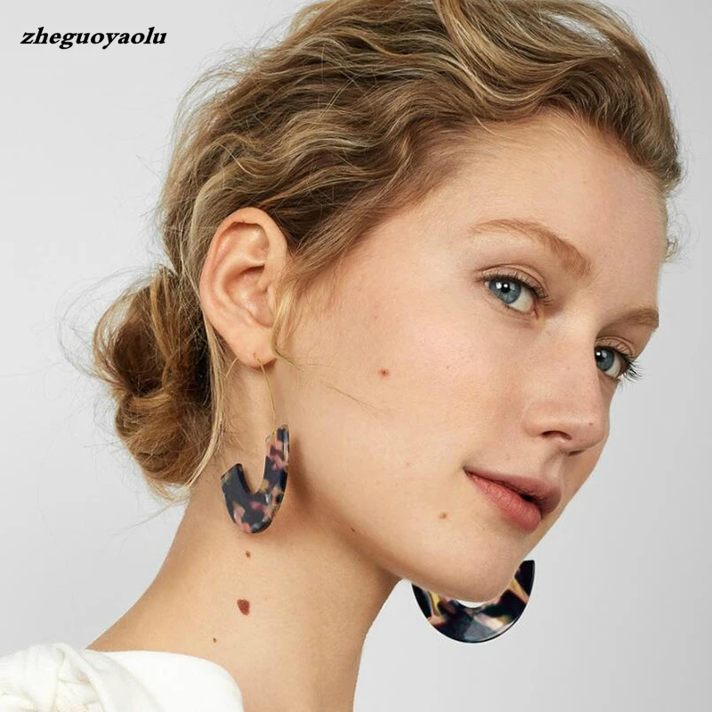 

2018 New Fashion Leopard Grain Multi-color Big Hook Acrylic Earrings Special Design Semicircle Resin Drop Earring Za Brincos