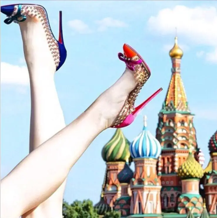 

Famous Shoes Woman Lady Pumps Red Bottom Clear Crystal High Heels Transparent PVC Wedding Marriage 8CM 10CM 12CM Dress Party