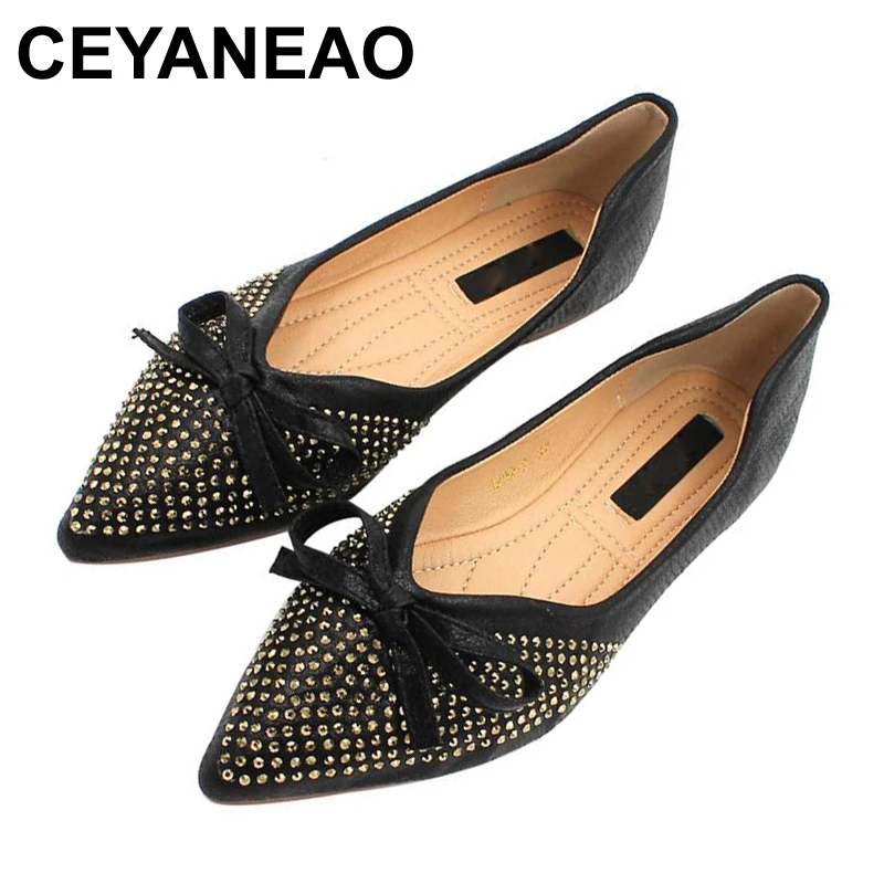 

CEYANEAO Fashionable women's ballet flats on a flat sole with a decoration in the form of crystals flat shoes with a pointed toe