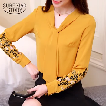 

2019 spring new embroidered shirts women clothing long sleeve fashion blouses floral office lady blouses women tops D559 30