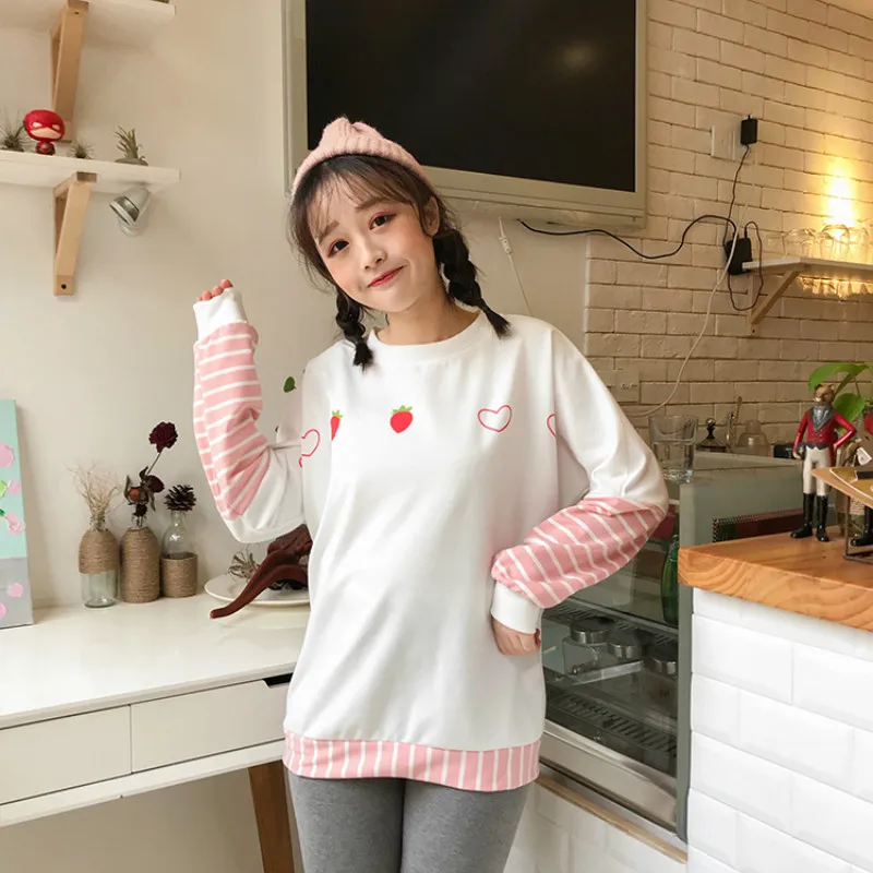

Harajuku Fashion Long Sleeve Cotton Women Hoodies Sweet Cute Love Print Striped Student Sweatshirt Cute Strawberry Girls Hoodies
