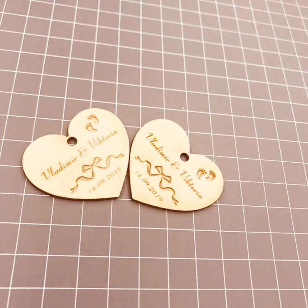 Personalized wedding Gifts Tags custom Engraved wedding name and date or letter Love Heart wooden Wedding Favor Gifts Tags
