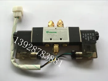 

Bus parts Yutong Higer bus passenger door pump solenoid valve electromagnetic switch EASUN 4V220-08 24V free shipping