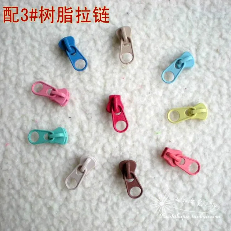 

50pcs/lot Cheap Metal Pull Head Puller for Resin Zipper Chain Tape Roll Zippers Repair Decoration Sewing Accessories Wholesale